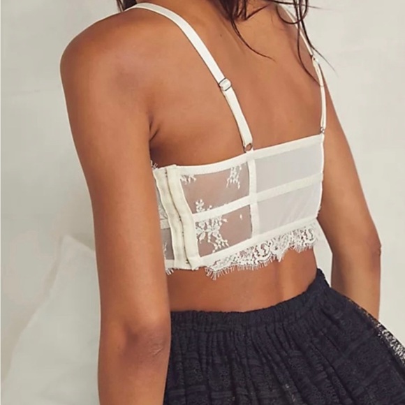 NWT Free People Bra XS S Layer in Lace Bustier Ivory Longline Corset Side Hook - Picture 3 of 12